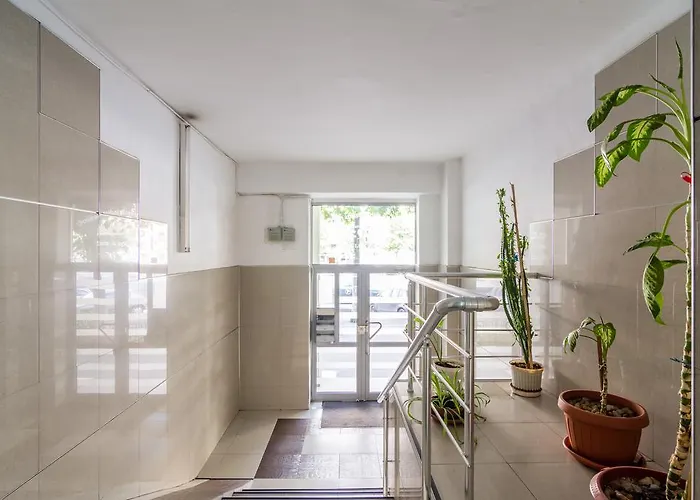 Modern Close To Iancului Metro With Wifi Bükreş