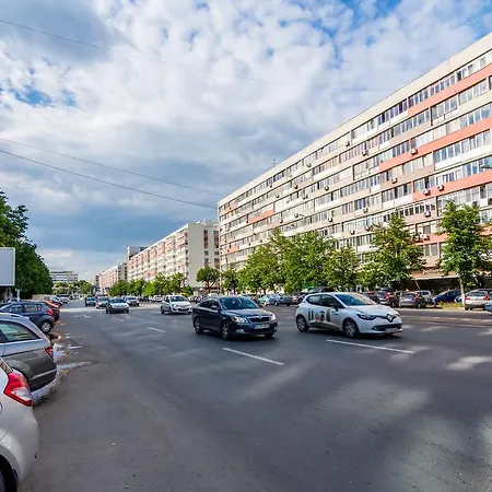 Modern Close To Iancului Metro With Wifi Appartamento Bucarest