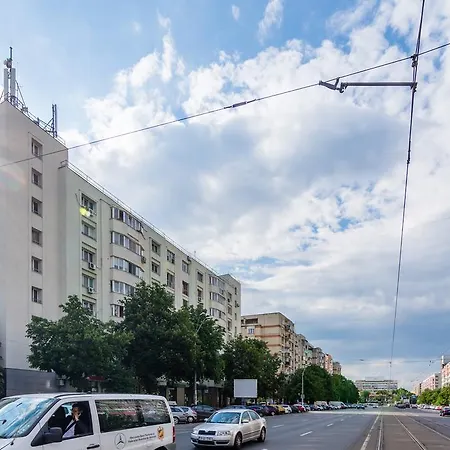 Modern Close To Iancului Metro With Wifi Apartman *