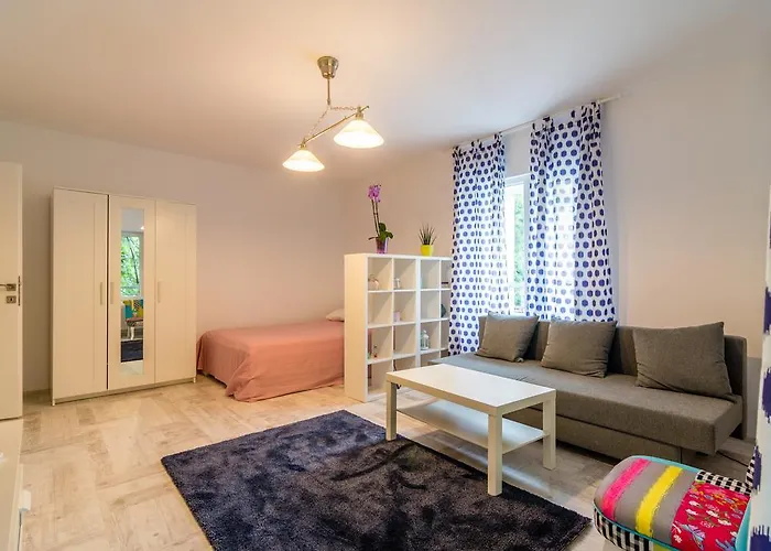 Modern Close To Iancului Metro With Wifi Bukarest